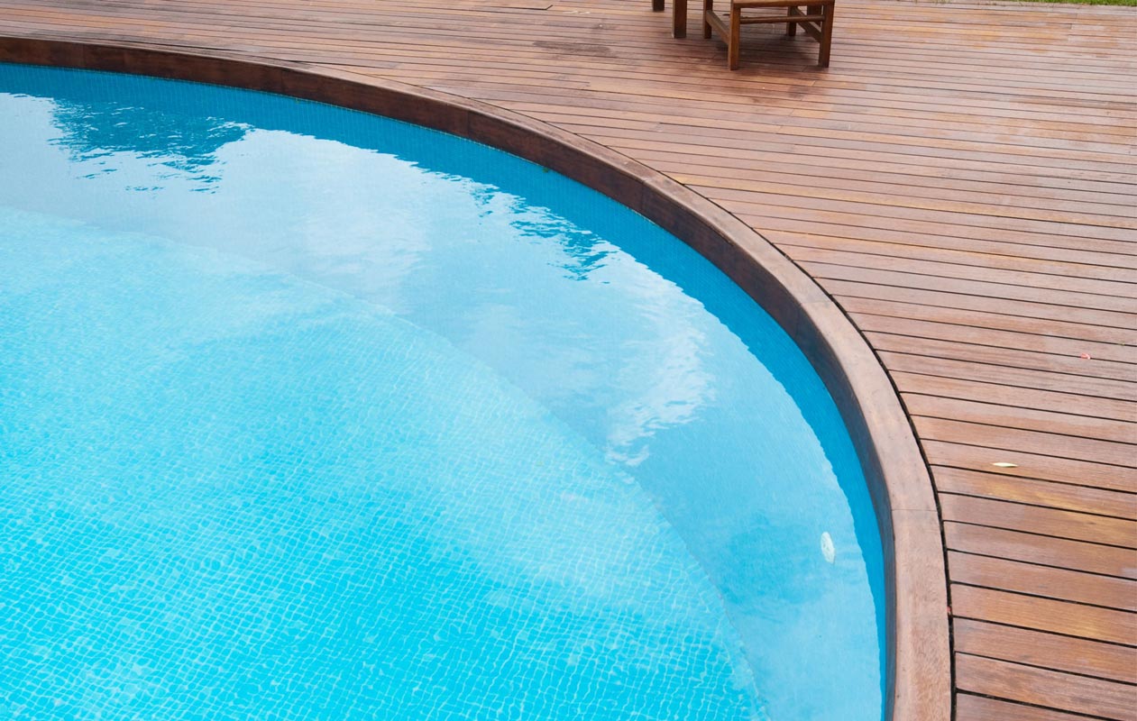 terrasses en ipé pour les plages de piscines